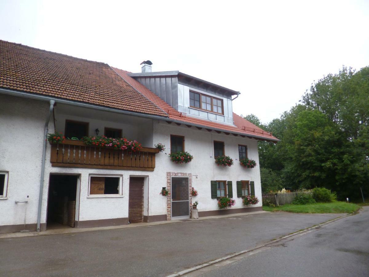 Ferienwohnung Auf Dem Lechsberg Fuchstal Exterior photo